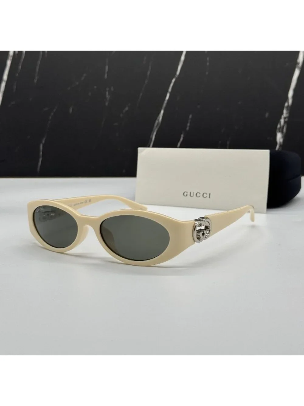 New Gucci Ivory Gray Women Oval Sunglasses GG1662SA 004